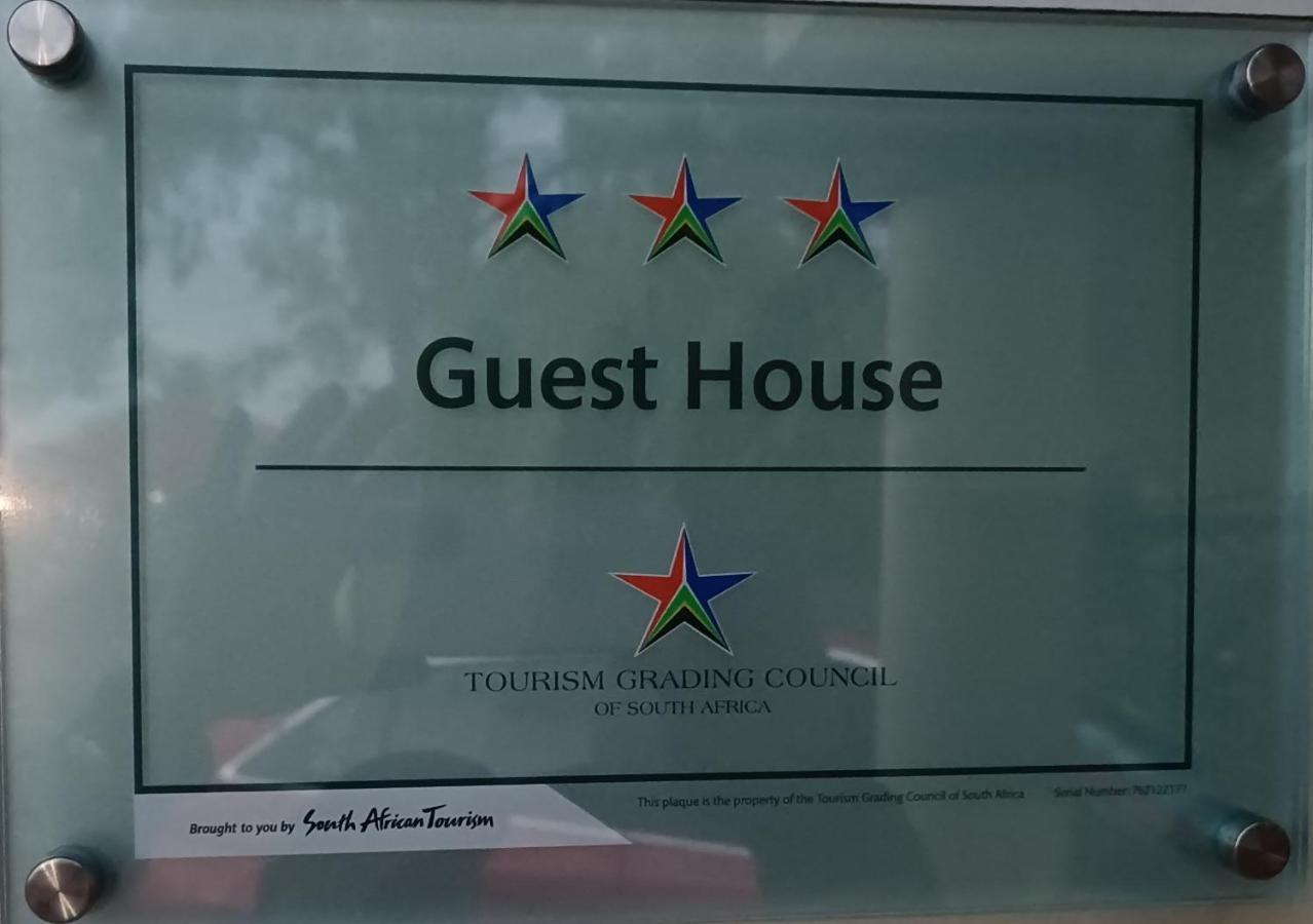 Lala Poa Guest House クラークスドープ エクステリア 写真